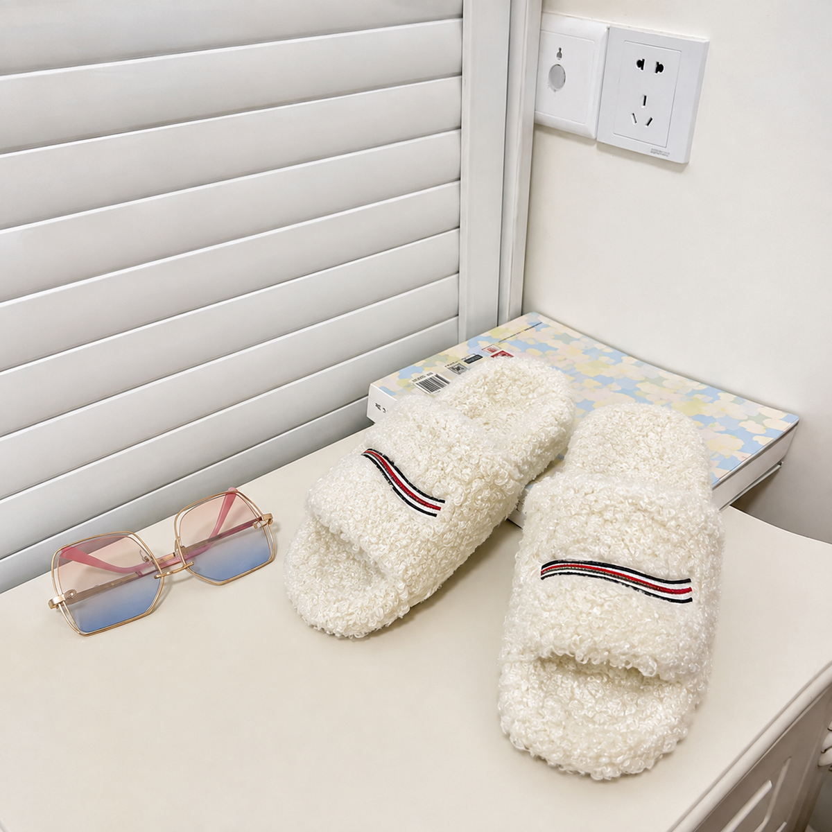 Cozy Teddy Plush Slide Slippers - white
