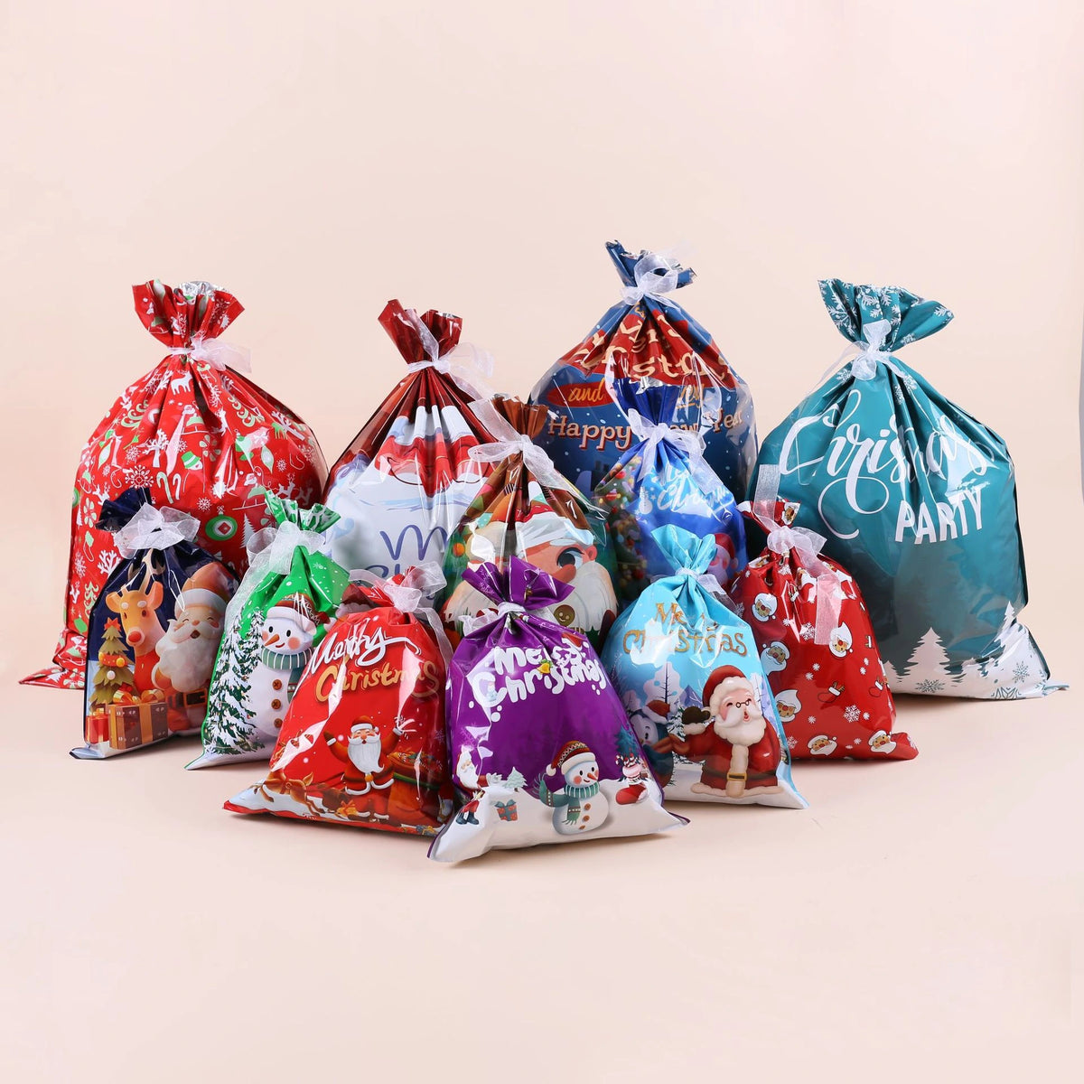 72-bag Christmas gift bag value set with 12 designs
